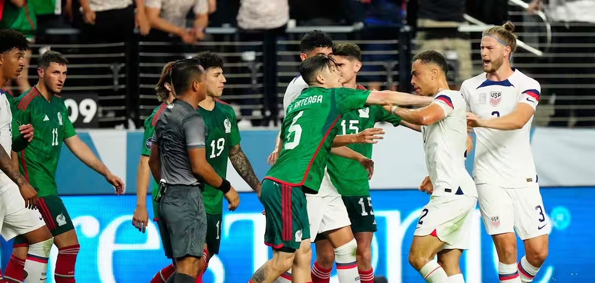 La CONCACAF a sanctionné quatre joueurs impliqués dans les incidents qui ont éclaté lors de la demi-finale entre les États-Unis et le Mexique.