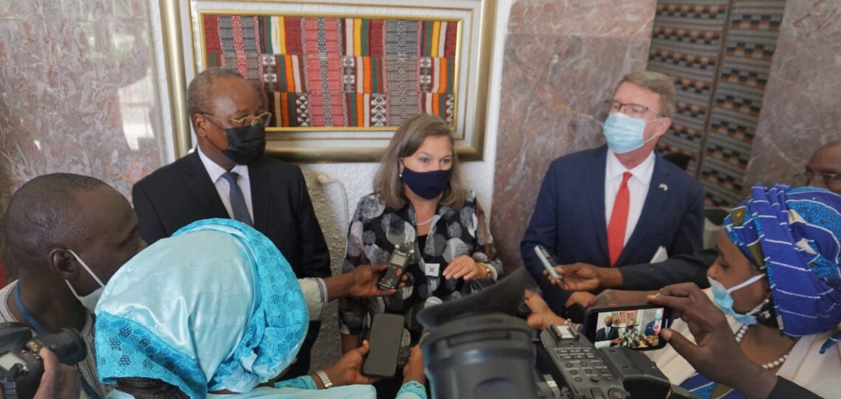 Victoria Nuland s’est rendue au Niger pour discuter avec les militaires qui a renversé le président Mohamed Bazoum. Et le seul fruit qu'elle en a rapporté est un chou blanc. Même si la proximité du Pentagone avec certains de ces militaires montre une situation qui est loin d'être manichéenne.